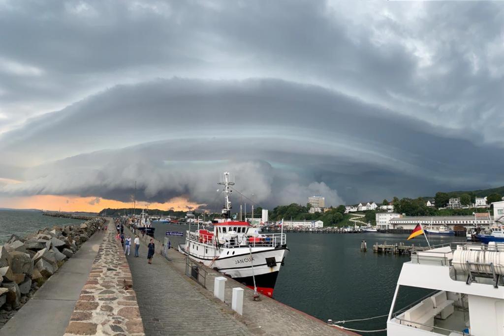 Homelig Altstadt Ferienwohnungen Sassnitz Bagian luar foto